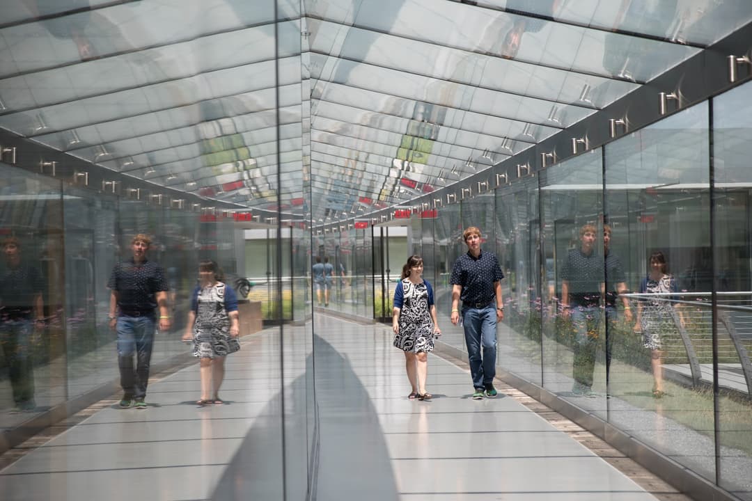 Howard Hughes Medical Institute company profile